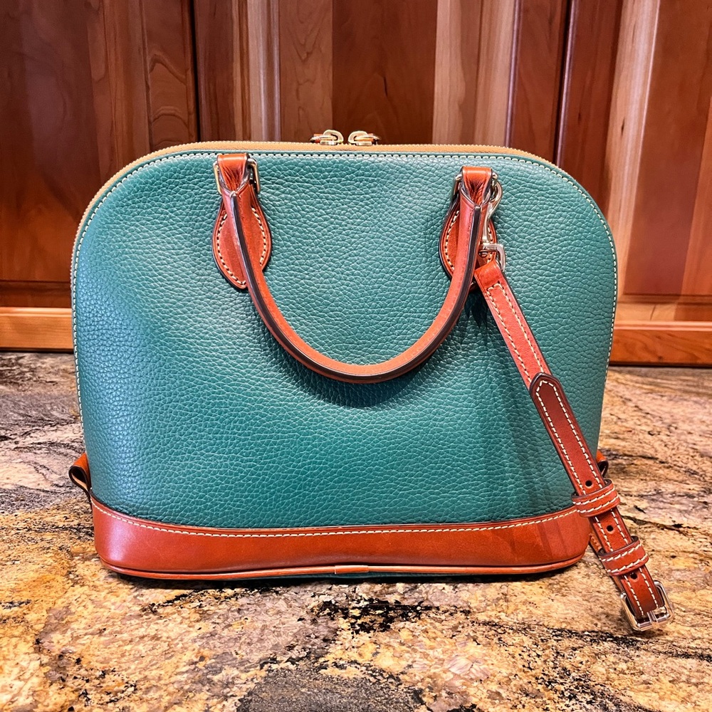 Dooney & Bourke zip-zip satche - Picture 2 of 7